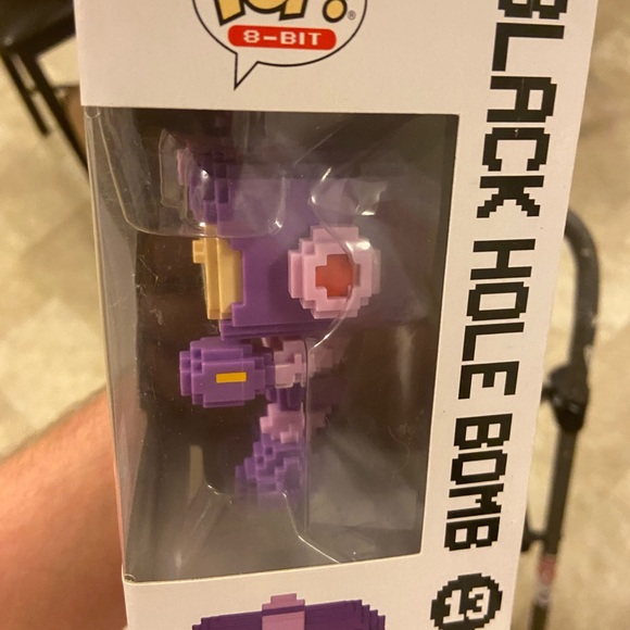 Black hole bomb 2018 Exclusive Funko Pop MegaMan - Picture 2 of 4